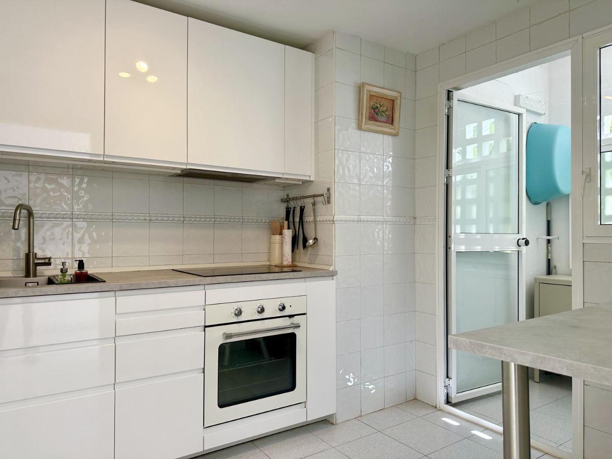 Apartment Blue House In Guadalmina Baja, With A Large Terrace Overlooking The Golf