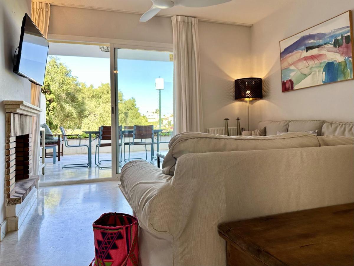 Blue House In Guadalmina Baja, With A Large Terrace Overlooking The Golf Apartment *
